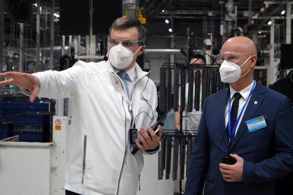 Faurecia Grójec – tak zakład wygląda od środka 