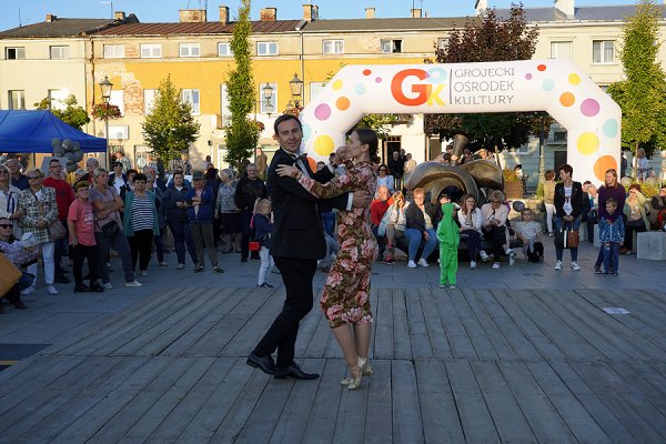 Retro piknik na grójeckim rynku