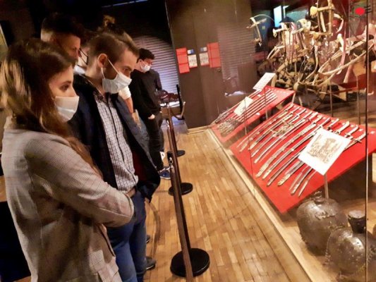 Młodzież poznaje tradycje oręża polskiego