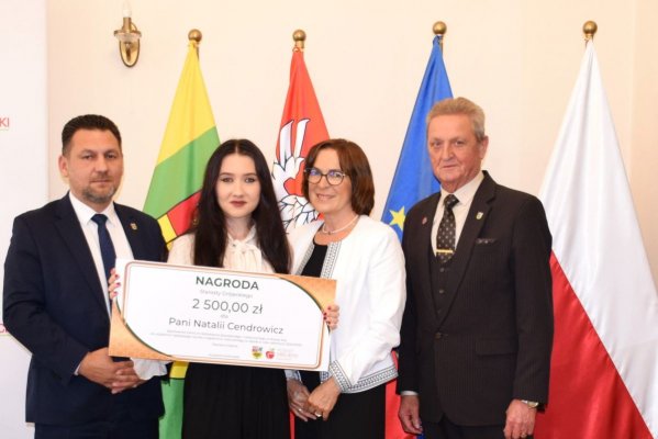 Absolwentka CKZiU w Nowej Wsi jedną z najlepszych maturzystek Powiatu Grójeckiego