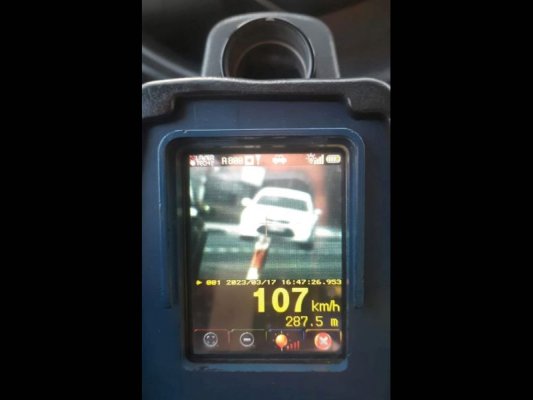 37-latek stracił prawo jazdy. Jechał z prędkościa 107 km/h