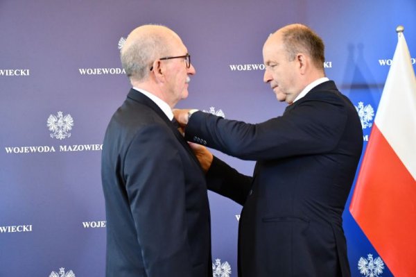Jacek Stolarski otrzymał Złoty Krzyż Zasługi