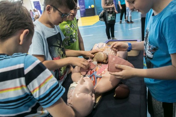 Naukobus Centrum Nauki Kopernik przyjedzie do Grójca