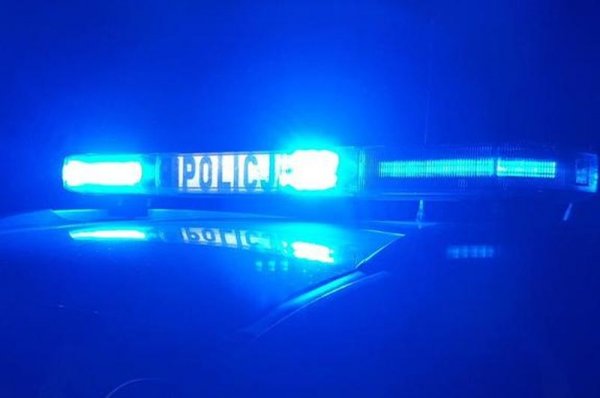 Szybki pościg za skodą. Kierowca szarpał i kopał policjantów