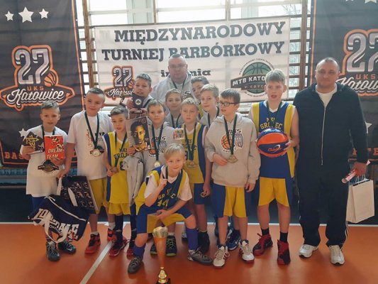 Grójecki walec przejechał po drużynach na turnieju w Katowicach