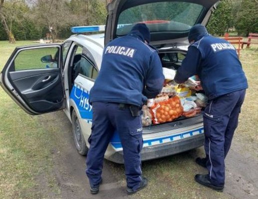 Grójecki dzielnicowy zorganizował zbiórkę dla uchodźców