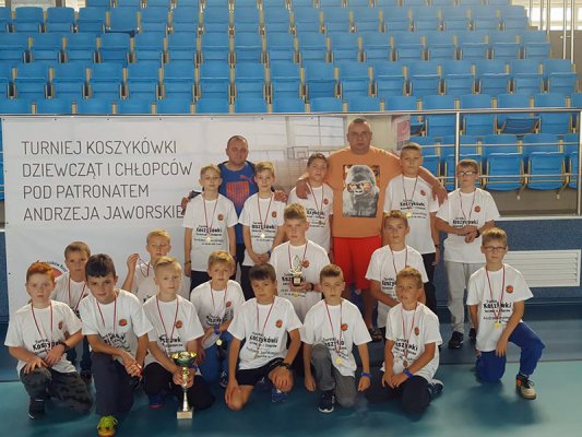 Grójecka koszykówka: MKS Grójec rozegrało 3 turnieje przedsezonowe