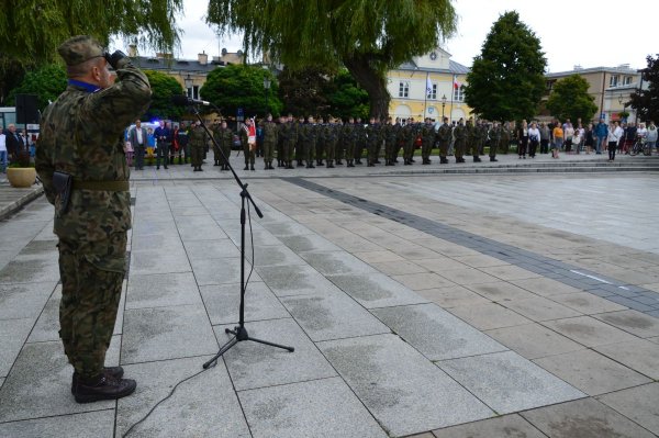 1 sierpnia Grójec zaśpiewa (nie)zakazane piosenki 