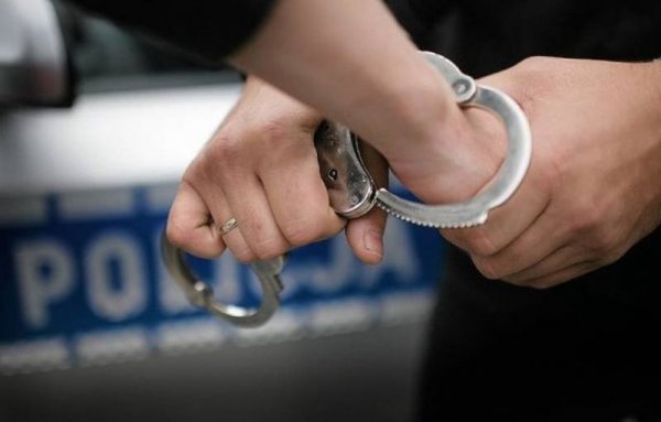 18-latek włamał się do piwnicy przy ul. Mogielnickiej