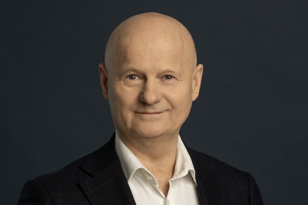 Wybory na burmistrza Grójca 2024. Na pytania odpowiada Dariusz Gwiazda