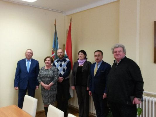 Polak, Węgier, dwa bratanki