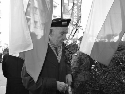 Leon Komorowski ps. „Żbik” nie żyje