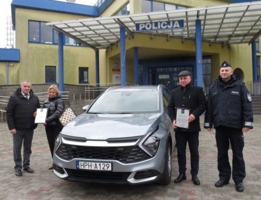 Grójecka policja dostała nowy terenowy radiowóz