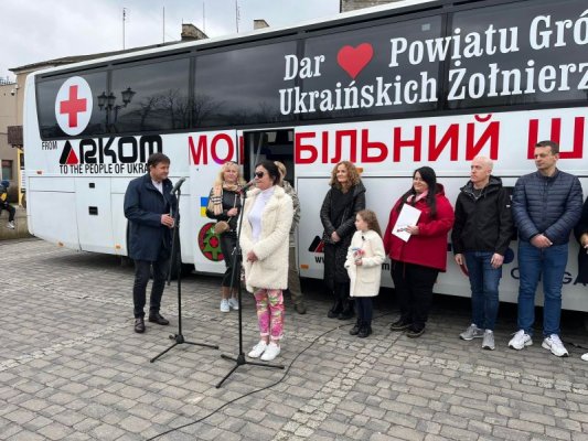 Mobilny szpital - dar mieszkańców Powiatu Grójeckiego dla walczącej Ukrainy