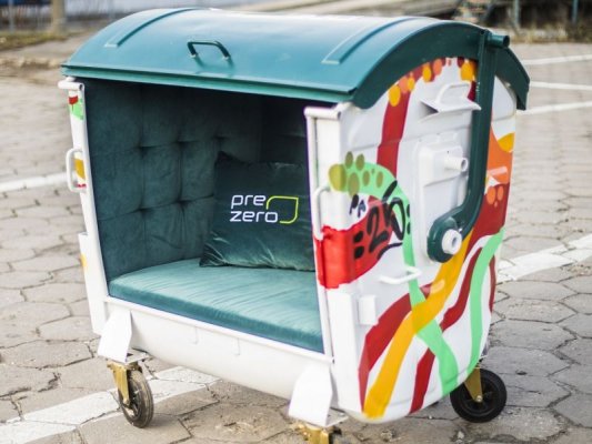 Niezwykła kanapa PreZero na licytacji WOŚP!  