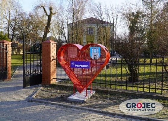 Następne trzy serca na nakrętki w Grójcu