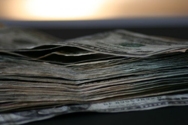 Sprzedaż samochodu: jaki podatek należy zapłacić?