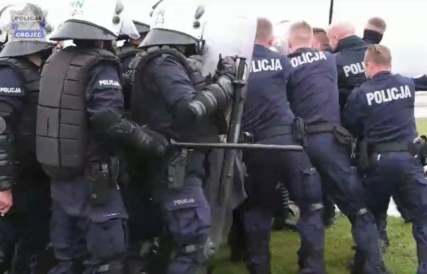 Policjanci z Grójca i innych miast ćwiczyli odparcie ataku