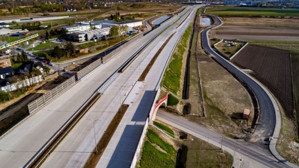 Jak idą prace na nowej S7 Grójec - Warszawa? GDDKiA pokazała nowe zdjęcia