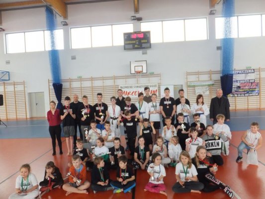 6 pucharów i 24 medale dla Grójca