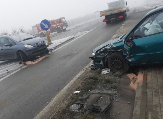 Belsk Mały. Citroen uderzył w Toyotę
