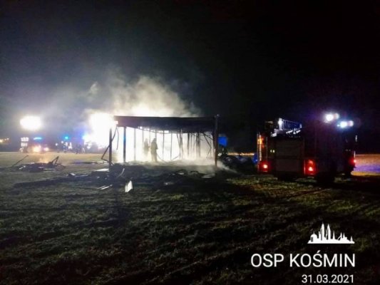 Pożar kontenerów na lądowisku w Słomczynie. Inwestor: to celowe działanie