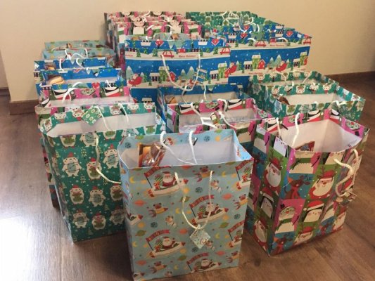 Paczki dla dzieci od grójeckich radnych