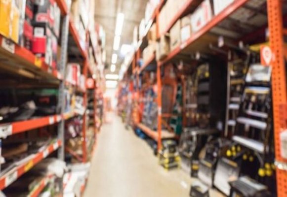 Okradli market budowlany. Dwaj mieszkańcy Grójca zatrzymani