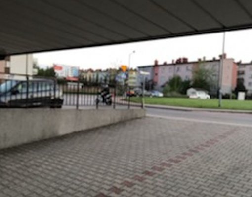 Nieprzyjemna pobudka na ul. Medalowej. Mieszkaniec: huk jakby startował samolot 