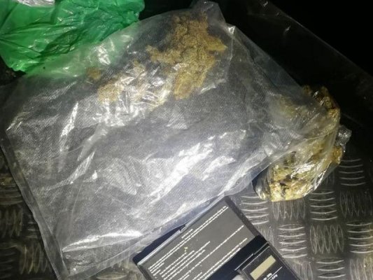 Policjanci znaleźli 45 gramów marihuany u 19-latka 