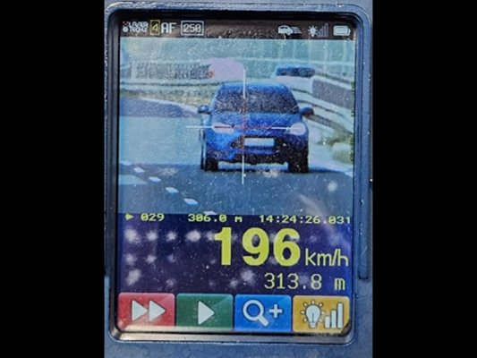 Grupa SPEED: Kierowca forda pędził 196 km/h trasą S7