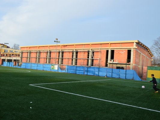 Jak idą prace na budowie nowej hali sportowej w Grójcu? [FOTO]
