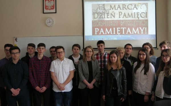 Grójeckie Liceum pamięta o Wyklętych