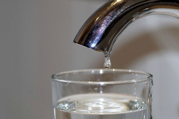 Boją się pić wodę i uskarżają na złe samopoczucie