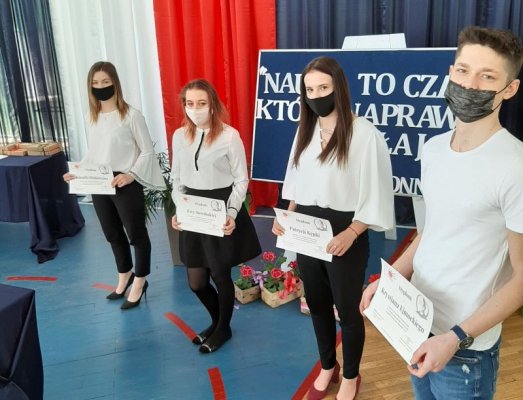 Pożegnanie absolwentów Technikum im. Tomasza Nocznickiego