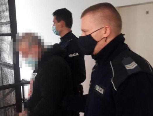 Wrzucili kuriera do furgonetki. Ukradli pieniądze i uciekli