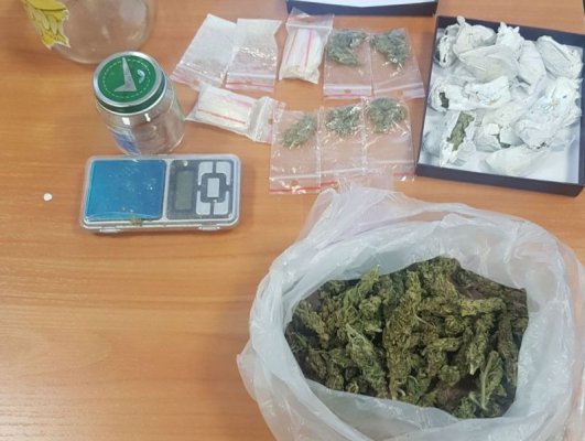 Dwaj narkotykowi dilerzy w rękach grójeckich policjantów