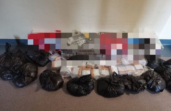 Grójeccy policjanci przejęli nielegalny tytoń, papierosy i alkohol