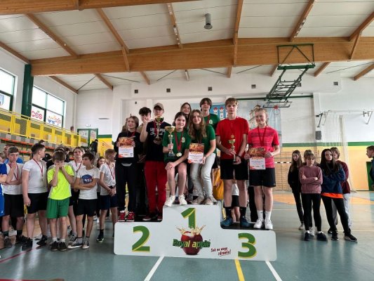 Lekko bez uzależnień! Halowa Lekkoatletyczna Liga Szkół Podstawowych