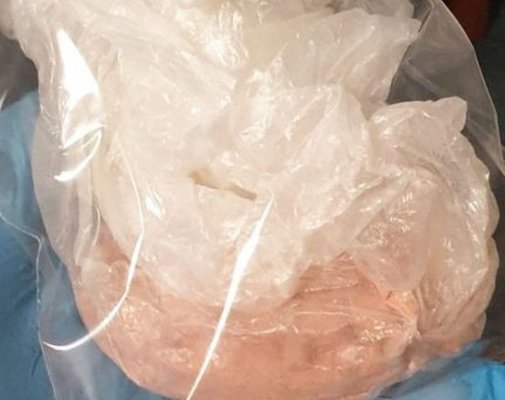 30-latka i 54-latek z Grójca zatrzymani za 80 gramów amfetaminy i prekursorów