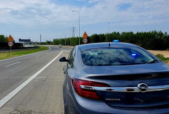 Pierwszy dzień i już kontrola prędkości na nowej S7