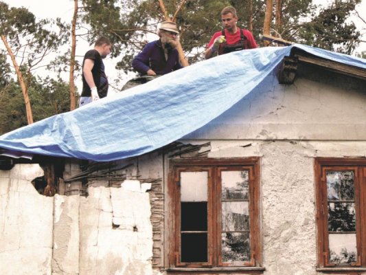 Przyjaciół poznaje się w biedzie 