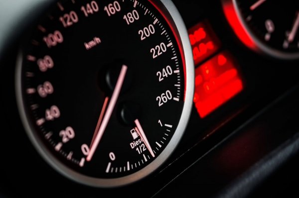 Zakup używanego auta — Jak ocenić jego stan?