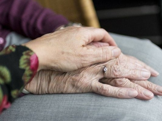 Darmowe szczepienia przeciw grypie dla seniorów