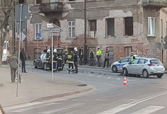 Wypadek na skrzyżowaniu Poświętne z Ks. Piotra Skargi