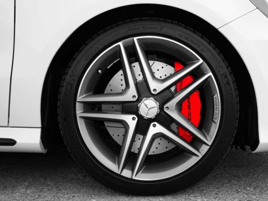 Piszczenie podczas hamowania