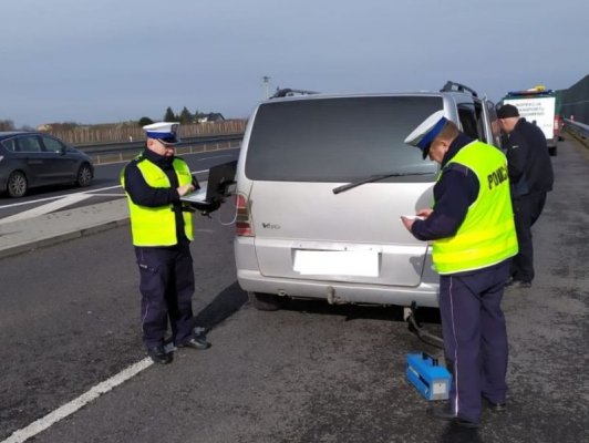Policja kontrolowała spaliny