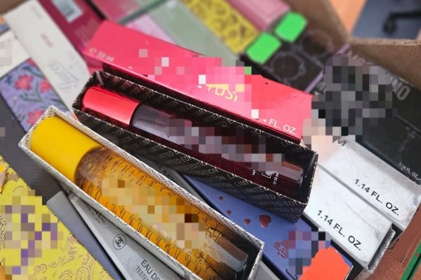 Podrobione perfumy na giełdzie w Słomczynie. Były warte 240 tys. zł