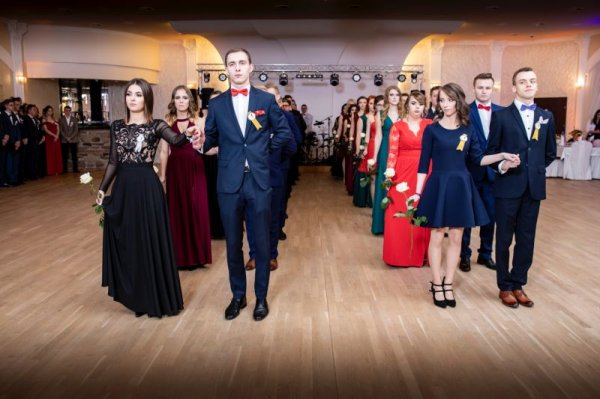 Wspomnienia z balu studniówkowego ZSP w Grójcu 2019