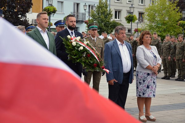 1 sierpnia na Placu Wolności